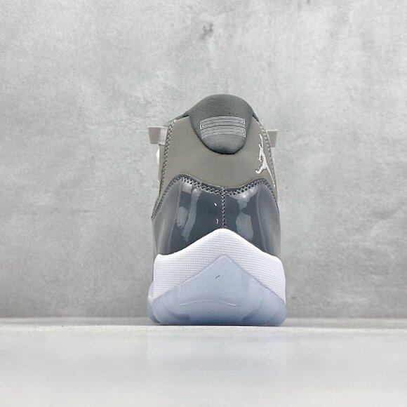 Air Jordan 11 Retro "Cool Greys" - GS 4.5Y (Women US 6) - Picture 6 of 9
